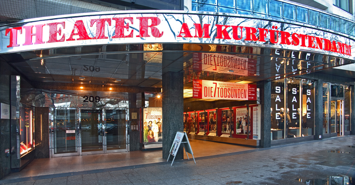 Theater am Kurfürstendamm - Außenansicht