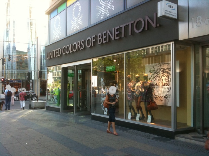 UNITED COLORS OF BENETTON - Tauentzienstraße 18A