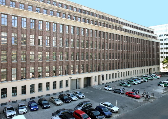 Polizeiabschnitt 32 in der Keibelstraße in Berlin-Mitte